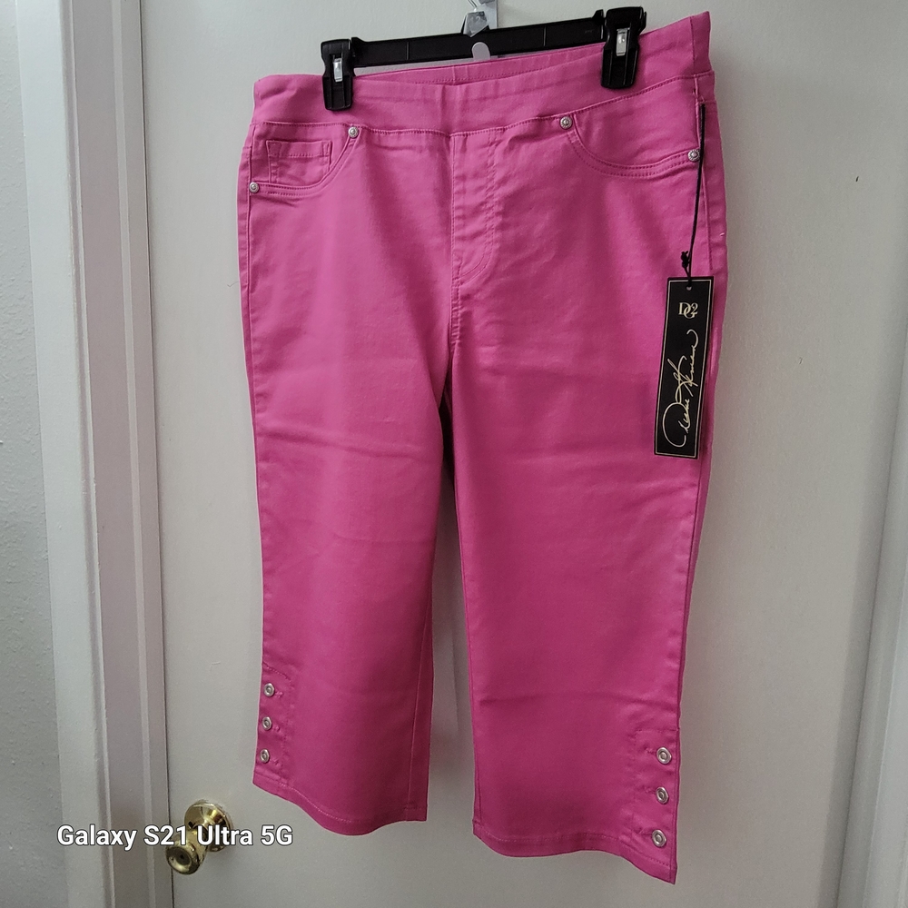 DG2 by Diane Gilman Vibrant Pink Capris